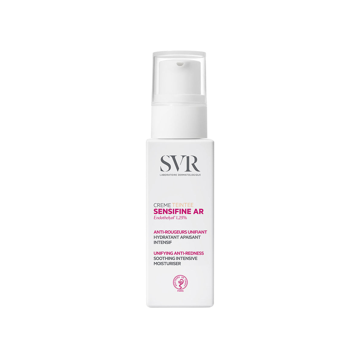 Flacon pompe blanc SVR Sensifine AR Crème Teintée anti-rougeurs avec bouchon transparent sur fond blanc.